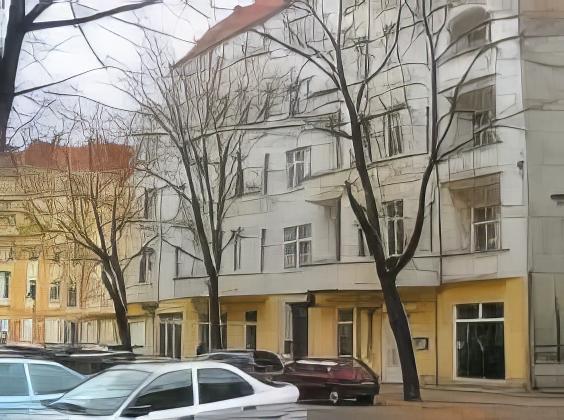 6 Wohnungen vermietet, Berlin Friedrichshain — Wohnung vermietet