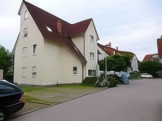 Vermittlung einer Mietwohnung, Bergfelde, Wiesengrund — Wohnung vermietet